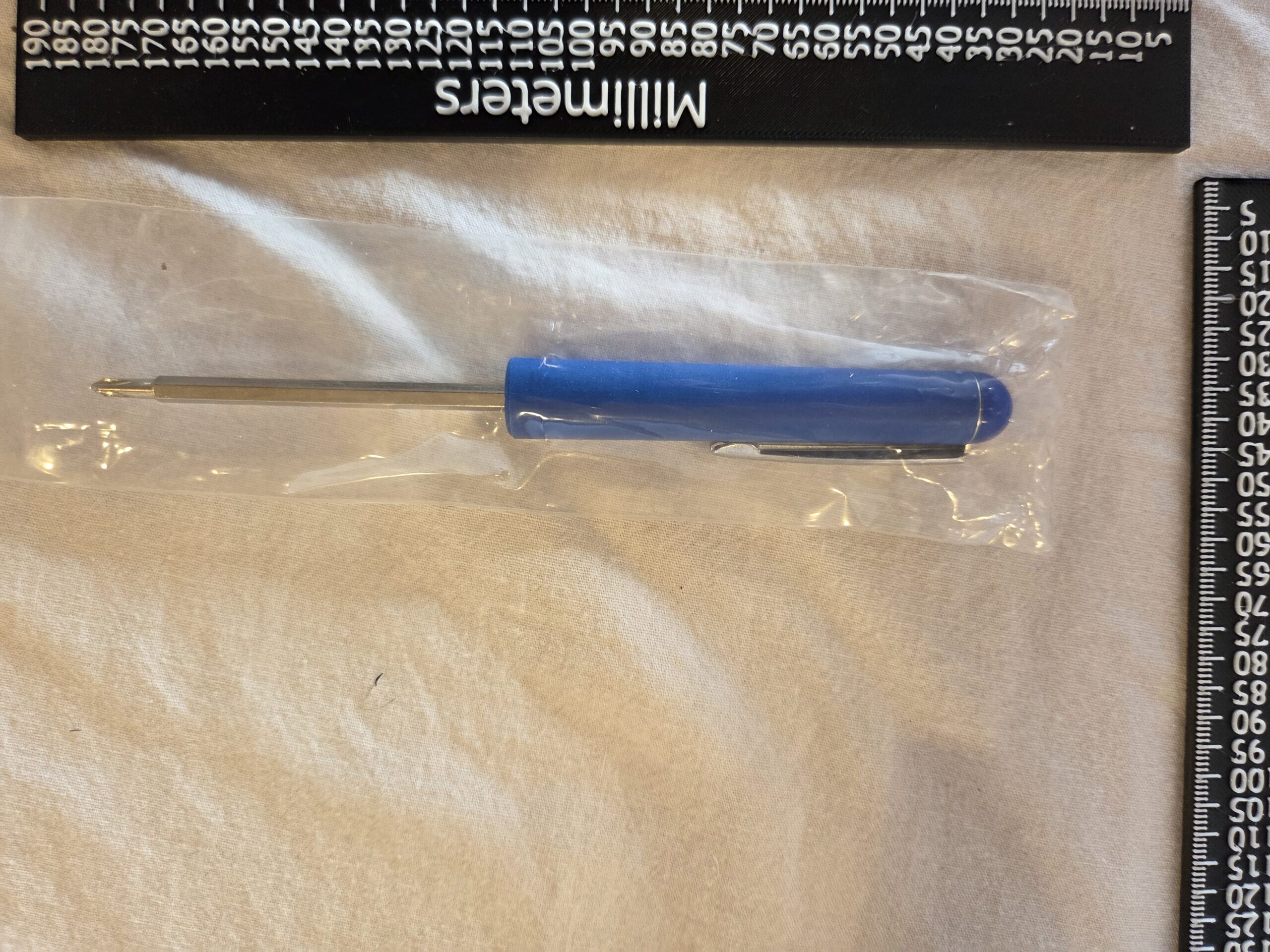 Lítill 2-í-1 skrúfjárn í vasastærð - Image 11