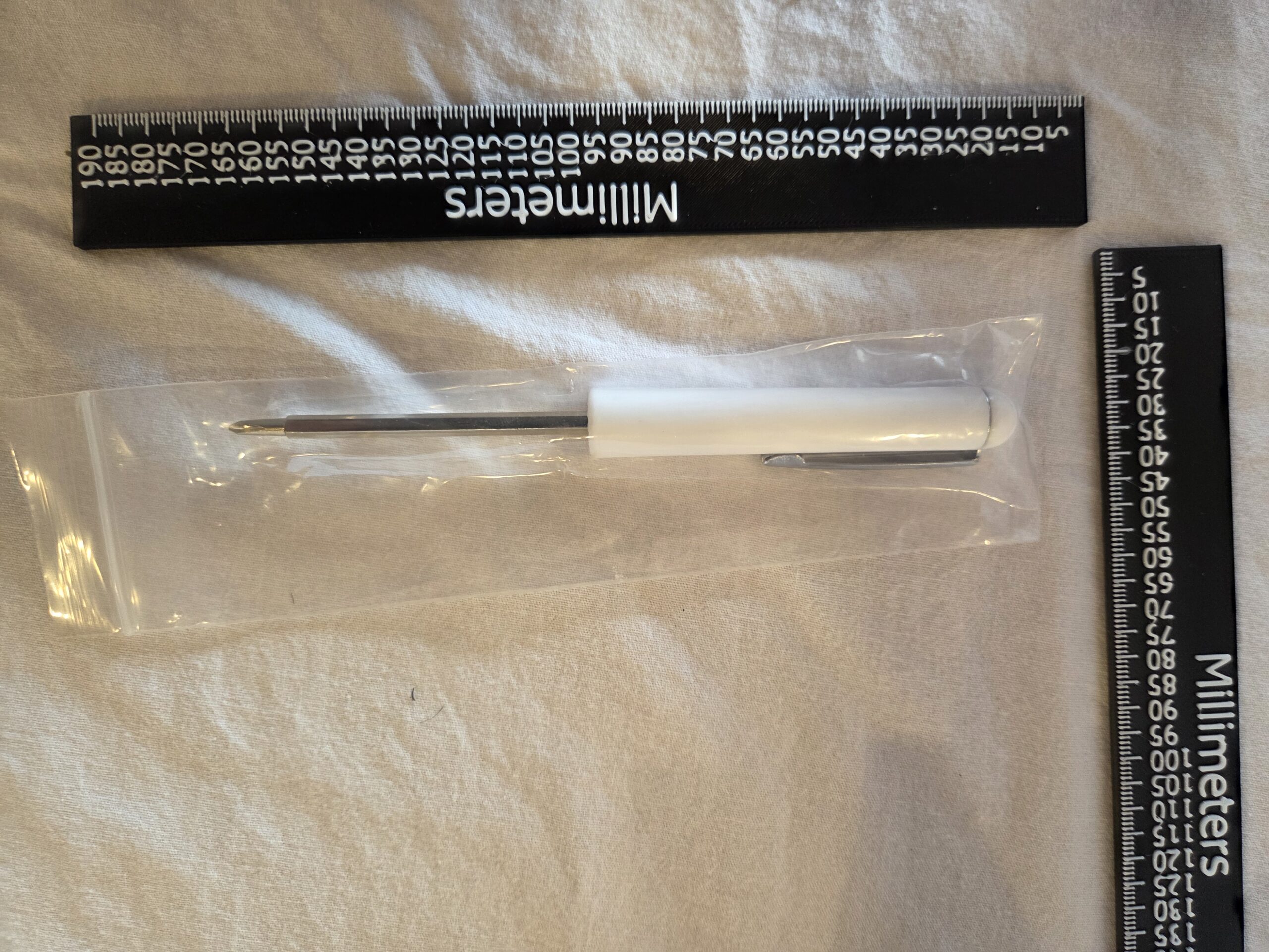 Lítill 2-í-1 skrúfjárn í vasastærð - Image 12